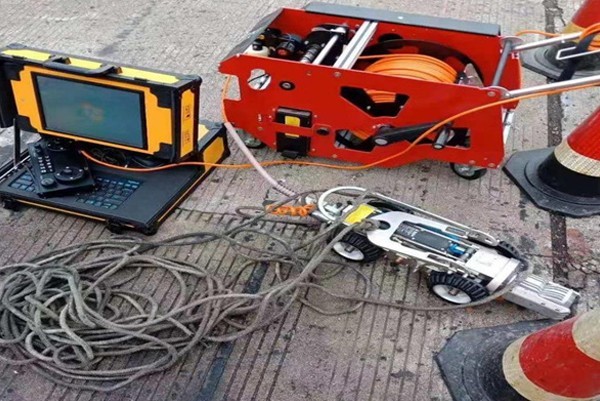 鹤庆CCTV管道检测机器人