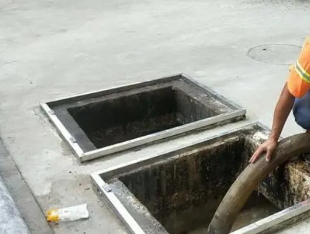 鹤庆化粪池清理